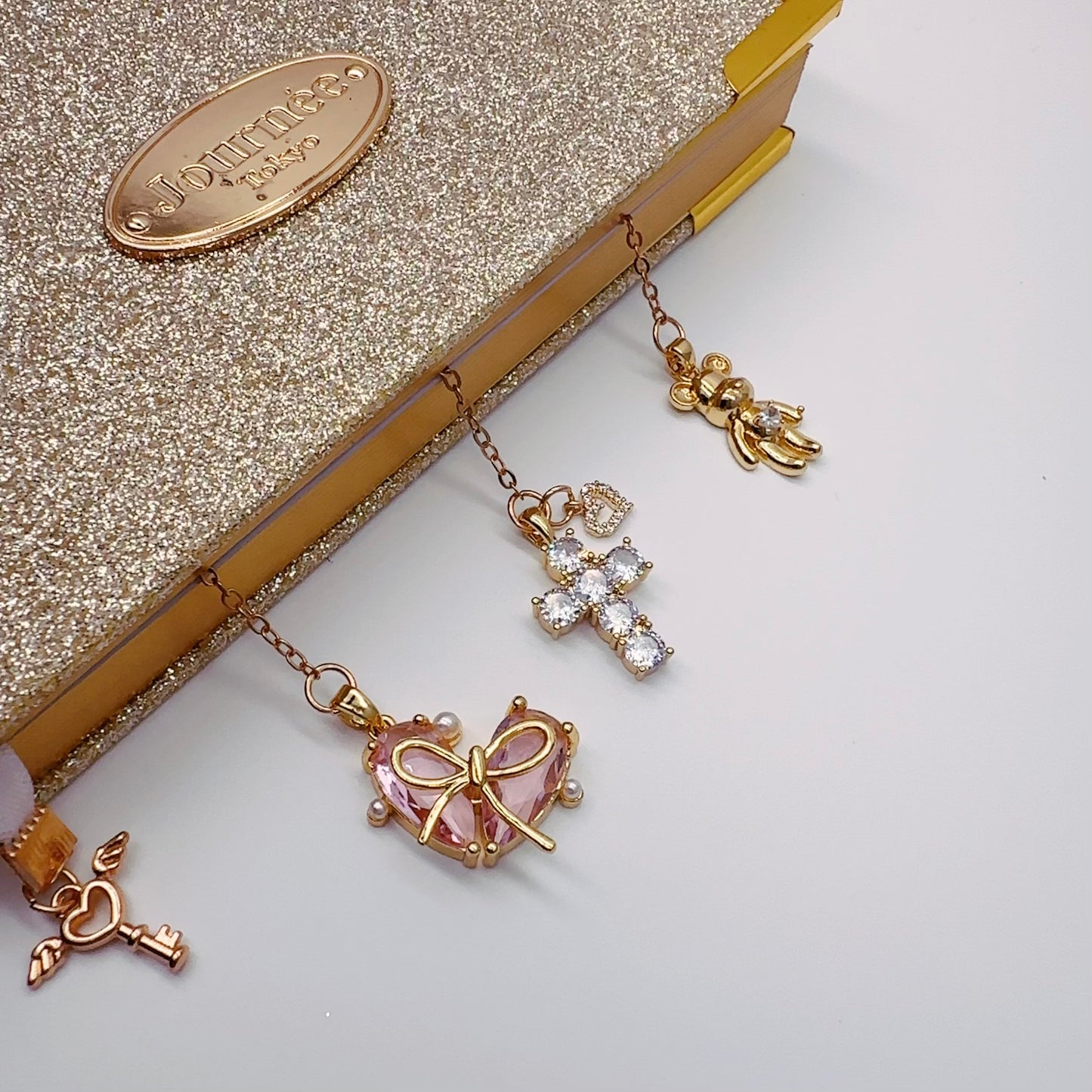 アルファベットブックマーク小/silver しおり The silver alphabet bookmark